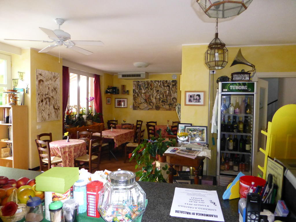 Caffe Del Viaggiatore Valsolda Exterior photo